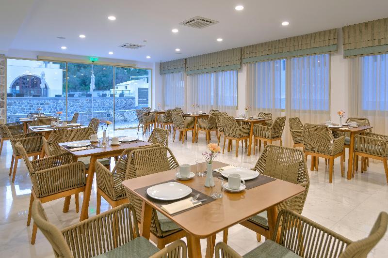 Zephyros Hotel Myrties Extérieur photo